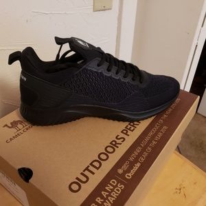Camel crown running shoes